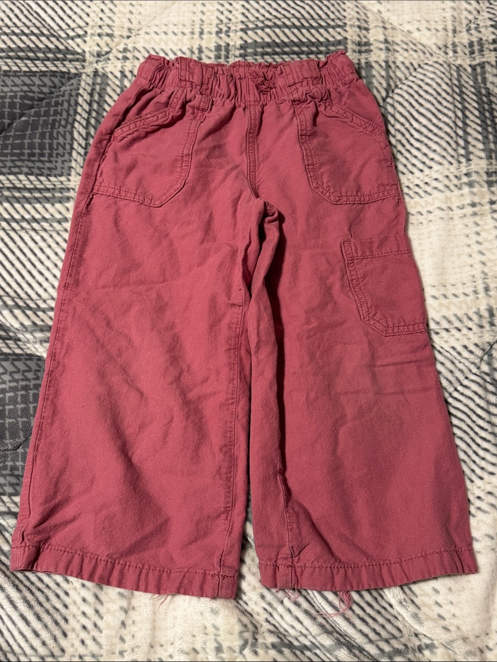 Osh Kosh Kids Wide-Leg Cargo Pants in Dusty Rose